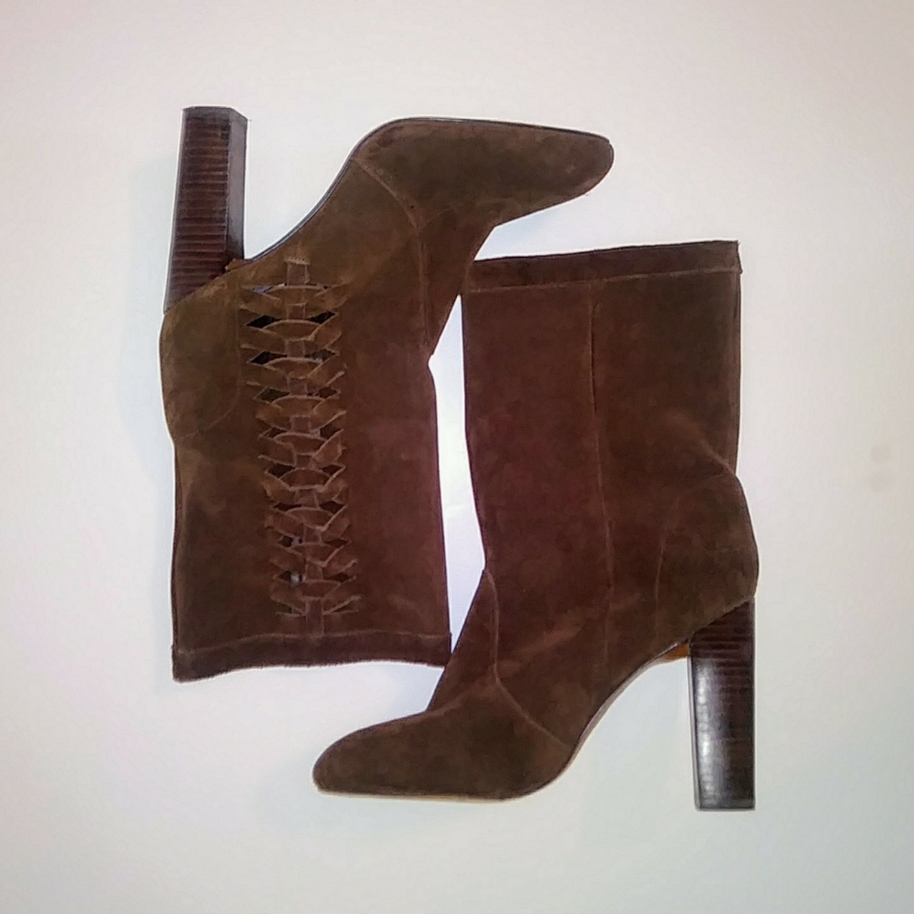 SOLD✨Delman "Riley" Suede Boots - Picture 1 of 8